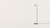 Lámpara de pie Aromas Maru LED 3W acero 140 cm P1194