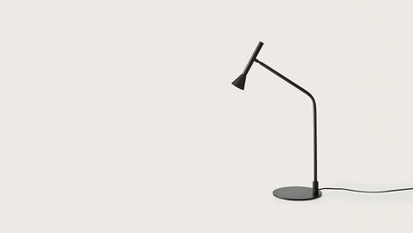 Lámpara de sobremesa Aromas Lyb LED 5W acero S1274
