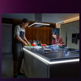 Philips Hue White and Color Ambiance Tira LED omniglow ledstrip blanco RGBW 60W 87211