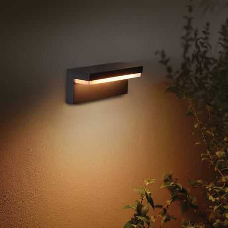 Philips Hue White and Color Ambiance Aplique de pared Nyro negro RGBW 14W IP44 1745630P7 1020lm - imagen 4