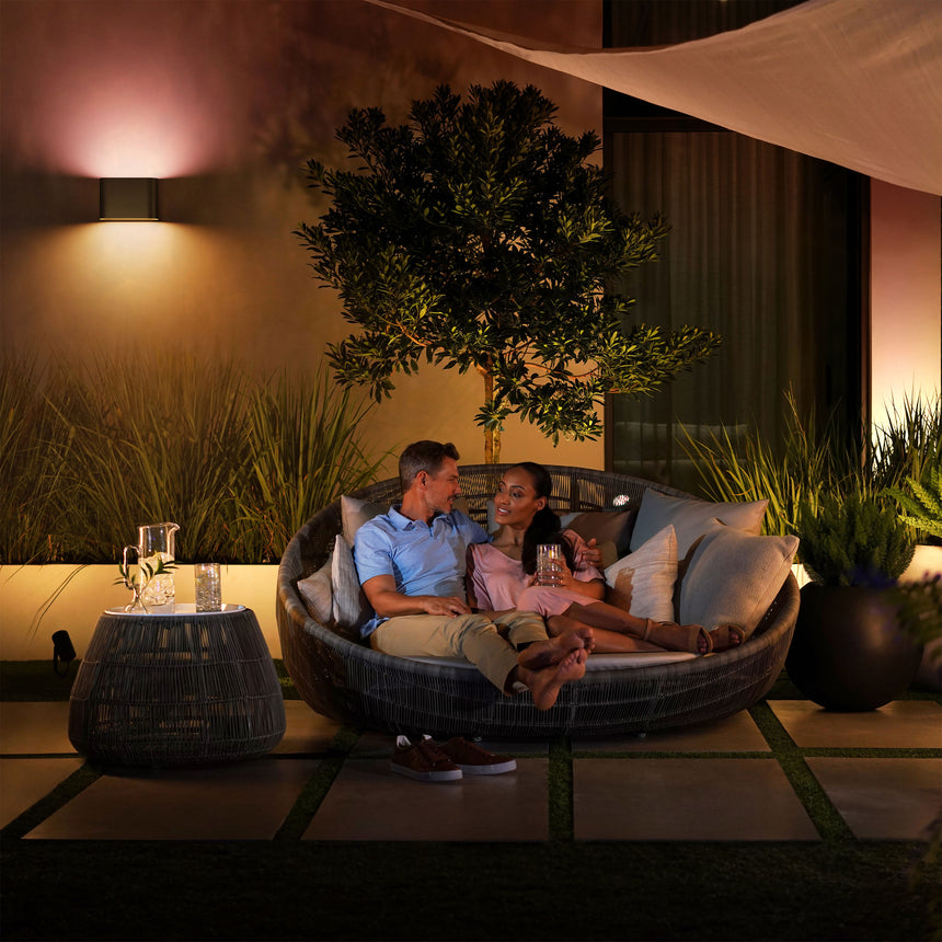 Philips Hue White and Color Ambiance Aplique de pared dymera negro RGBW 10W IP44 8720169234505 - imagen 3