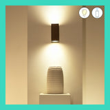 WiZ White and Color Ambiance Aplique Negro 5W 690lm 55461000