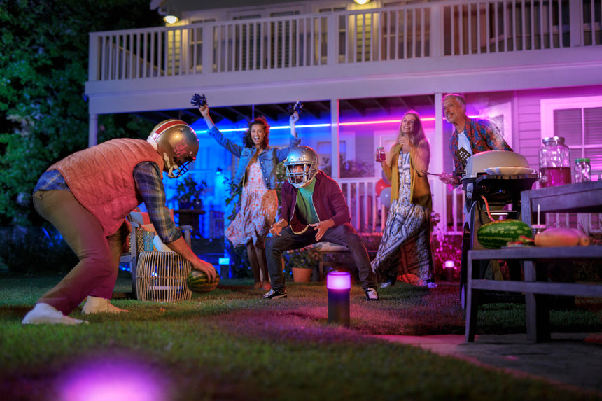 Philips Hue White and Color Ambiance Tira LED blanco RGBW 20W IP67 800lm 70983900