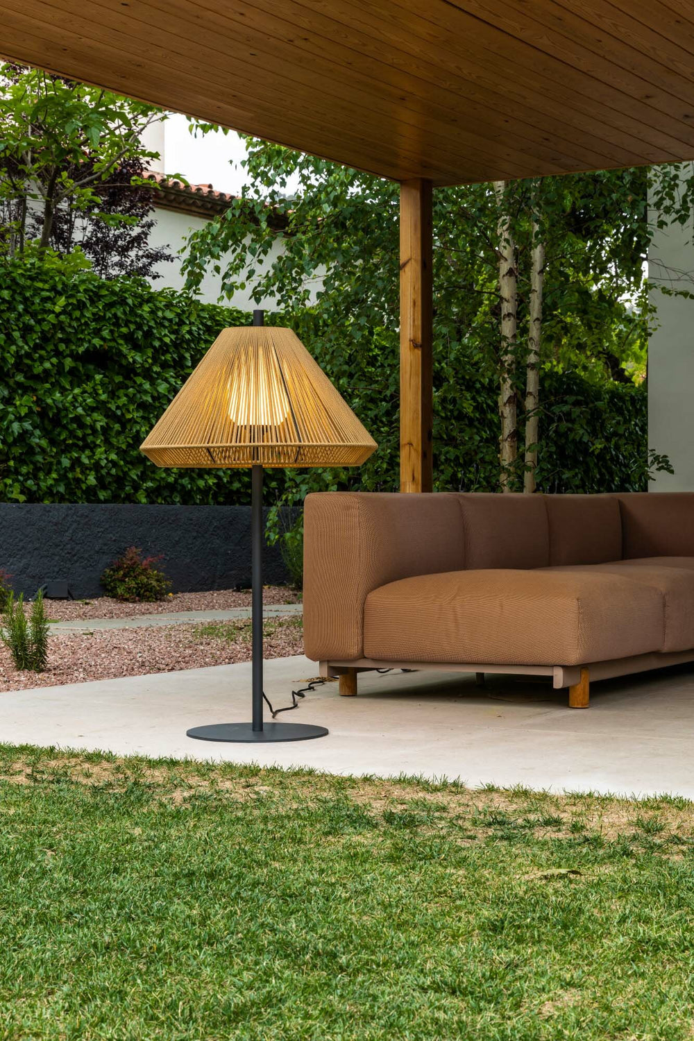 Faro SAIGON OUT C70 Lámpara de pie ocre 1M 71575-13