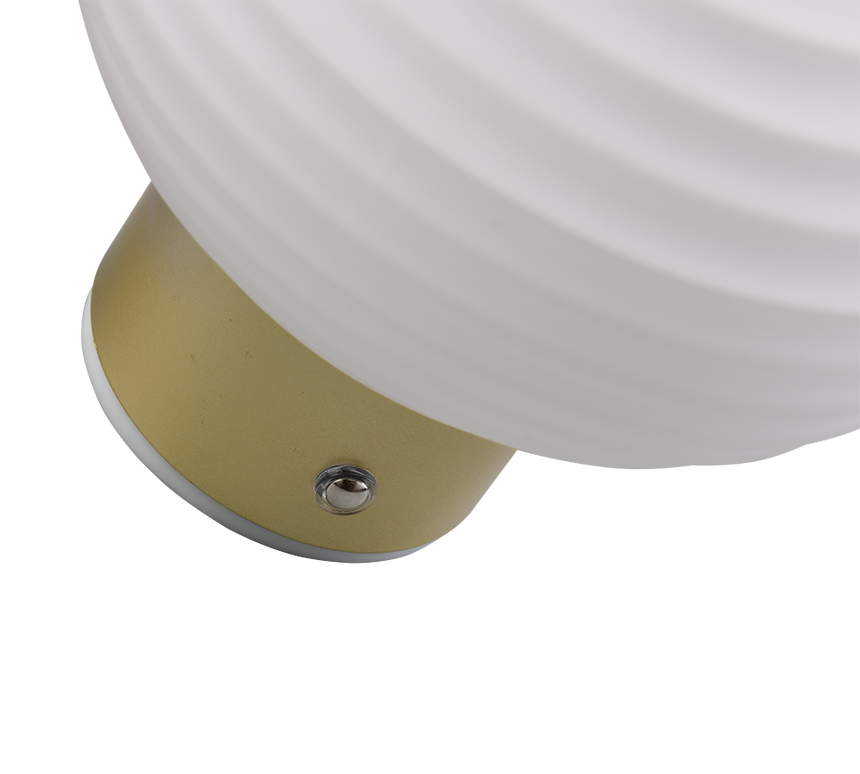 Aplique de pared Trio Earl LED latón mate táctil 3000K R27771101