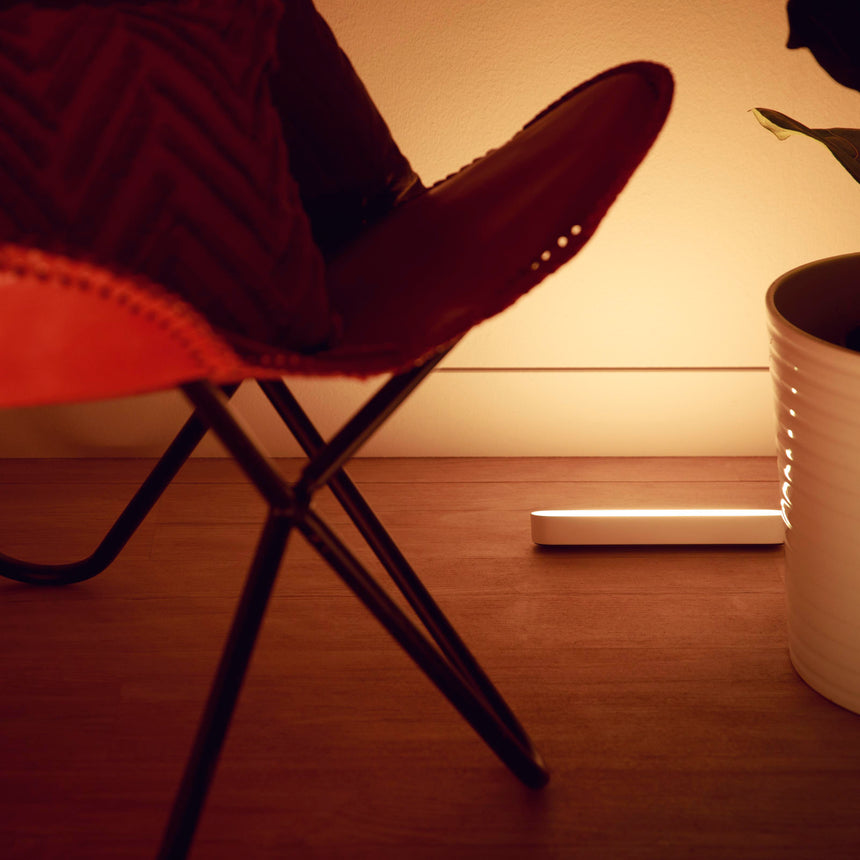 Philips Hue White and Color Ambiance Lámpara de mesa Play blanco RGBW 7W 7820131P7 530lm - imagen 8