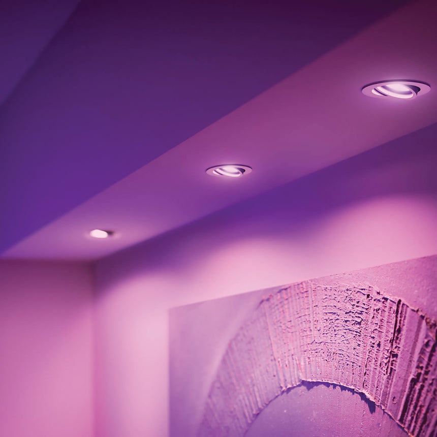 Philips Hue White and Color Ambiance Empotrable 3 luces centura blanco RGBW 6W 350lm 34288000 - imagen 4