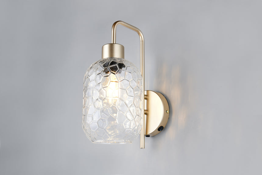 Aplique Emelie dorado con vidrio transparente texturizado e interruptor en la base