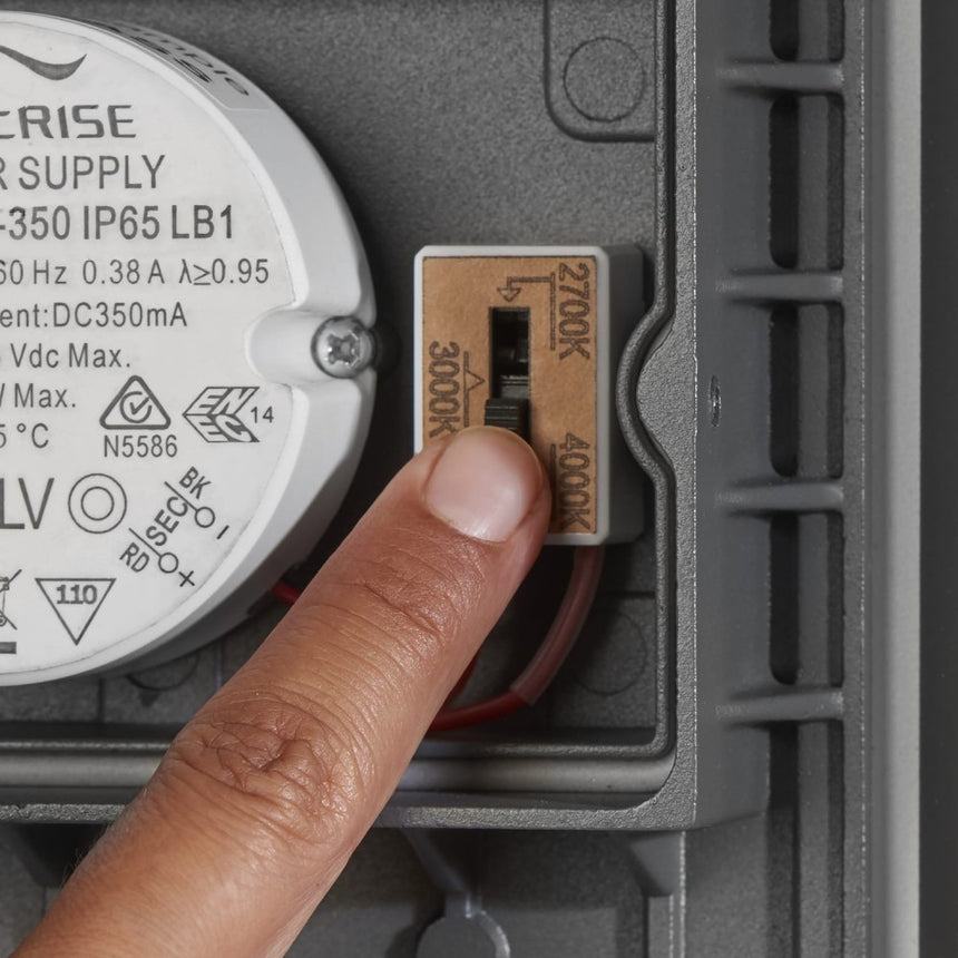 LedsC4 Sobremuro / Baliza Cubik LED 17,5W CCT 10-9938-Z5-EH