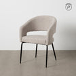 Silla IXIA 612599 tapizada gris con patas negras, ambiente frontal
