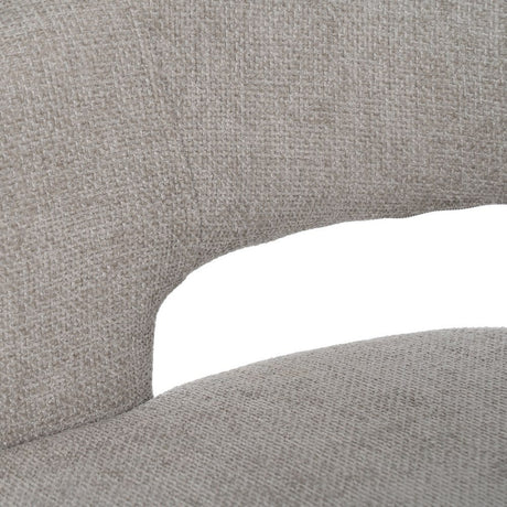 Silla IXIA 612599 tapizada gris con patas negras, detalle de la abertura del respaldo