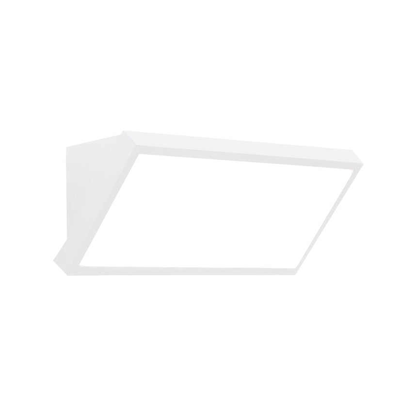 Aplique de exterior Mantra Creek 8861 blanco, vista completa del modelo LED rectangular