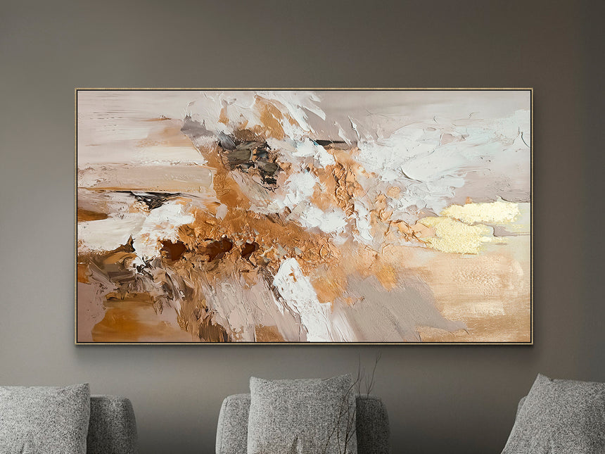 Cuadro Schuller Sahara 799522 de 180×100 cm con pintura acrílica y detalles dorados, enmarcado y colocado horizontalmente en un salón