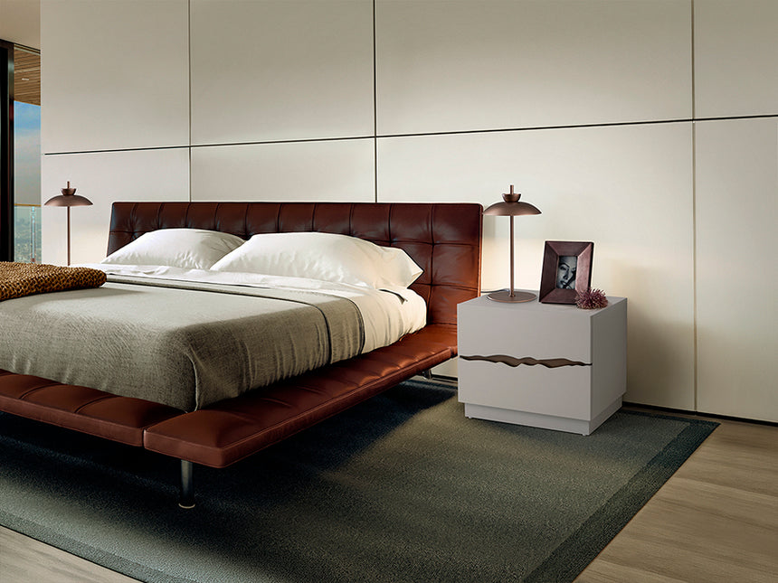 Schuller Surco 722155 de dos cajones en un dormitorio, vista general de ambiente