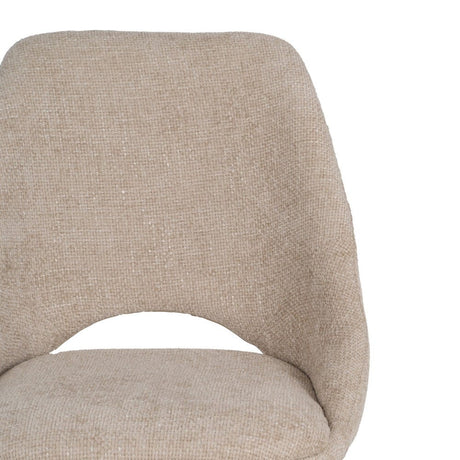 Silla IXIA 612644 tapizada crema con estructura metálica oscura, detalle frontal del respaldo y asiento