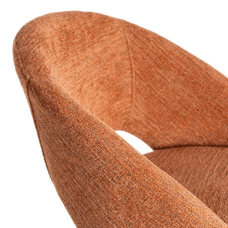 Silla IXIA 615396 tapizada calabaza con patas de hierro negro, detalle del tapizado