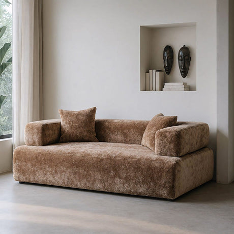 Sofá IXIA 615426 beige de 200 cm en un salón, con brazos redondeados