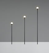 Trio Scoop R45863632, las tres piquetas negras encendidas